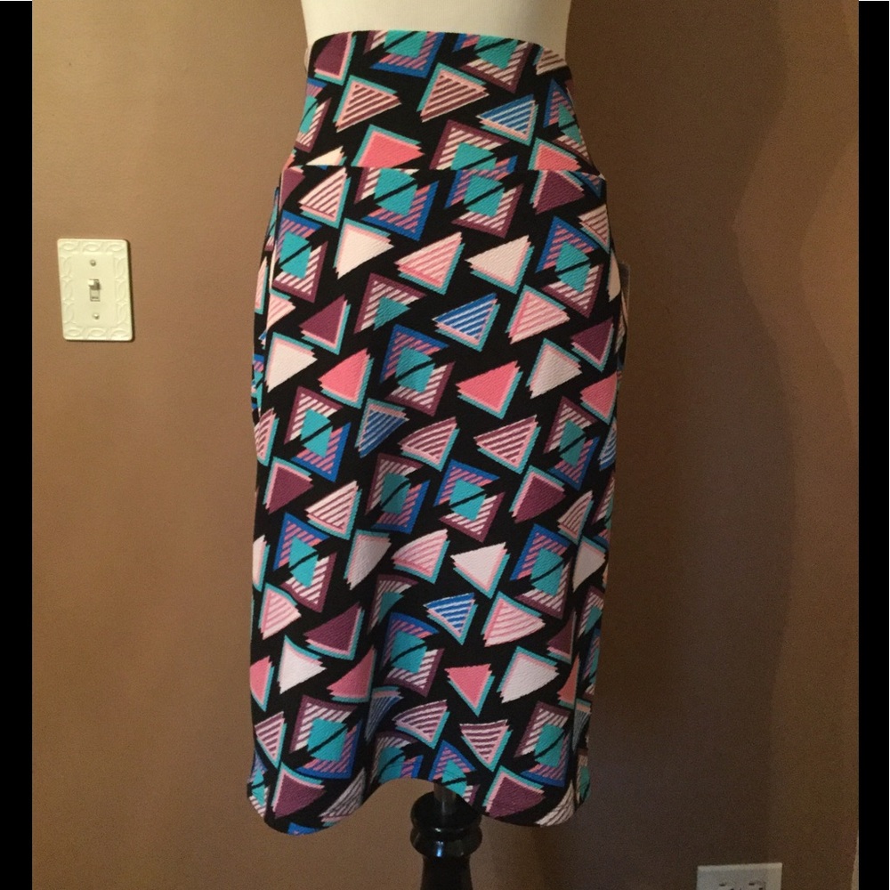 LuLaRoe “Cassie “ Skirt !